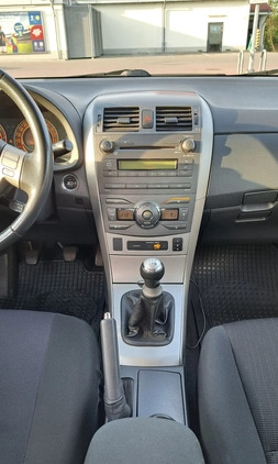 Toyota Corolla cena 19900 przebieg: 195500, rok produkcji 2008 z Katowice małe 254